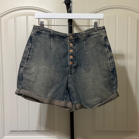 Free People | Osaka Relaxed Shorts - Picture 4 of 5